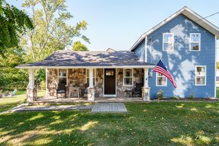 517 S Wythe Street, Pentwater, MI 49449