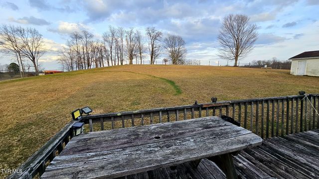 186 Fire Station Drive, Coeburn, VA 24230