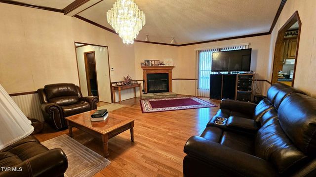 186 Fire Station Drive, Coeburn, VA 24230