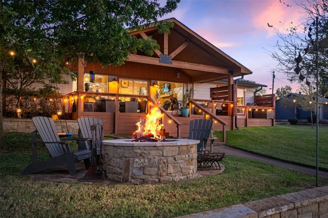 327 Admiral Drive, Gun Barrel City, TX 75156