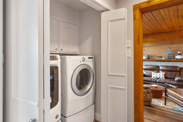 327 Admiral Drive, Gun Barrel City, TX 75156