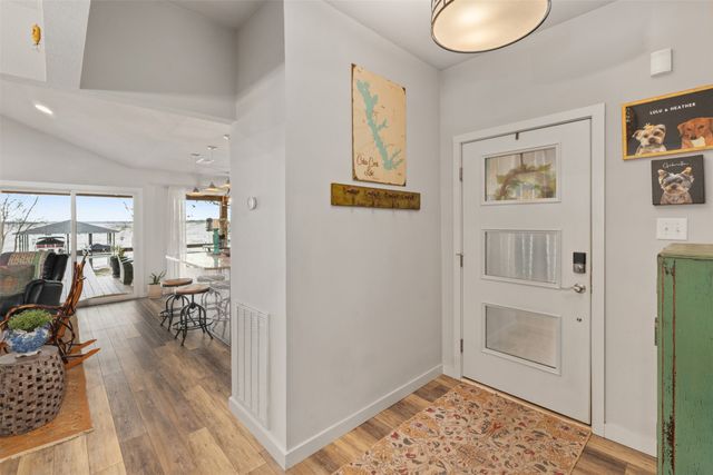 327 Admiral Drive, Gun Barrel City, TX 75156