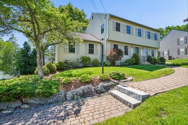 153 Fleming Street, Manchester, NH 03104