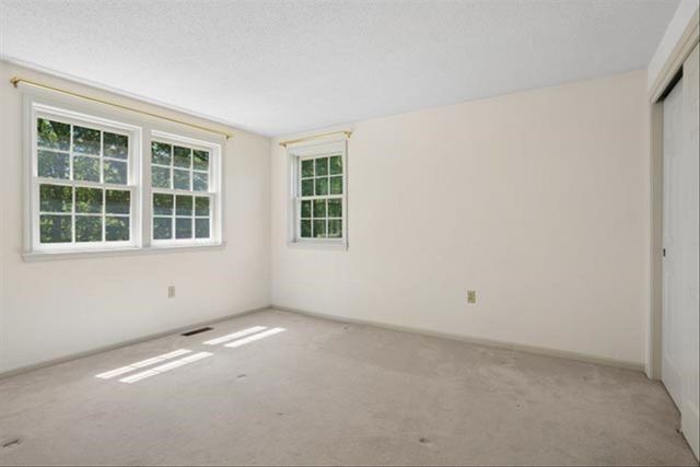 153 Fleming Street, Manchester, NH 03104