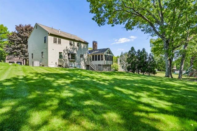 153 Fleming Street, Manchester, NH 03104