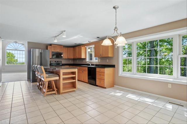 153 Fleming Street, Manchester, NH 03104