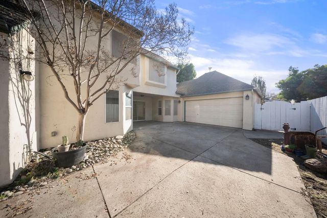 1128 Valencia Ct, Modesto, CA 95350