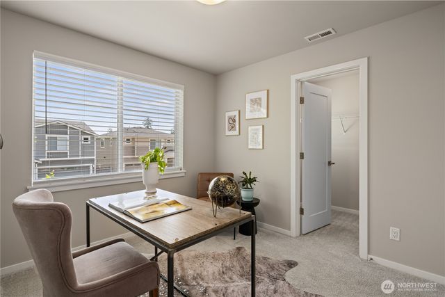 26911 101st Court SE, Kent, WA 98030