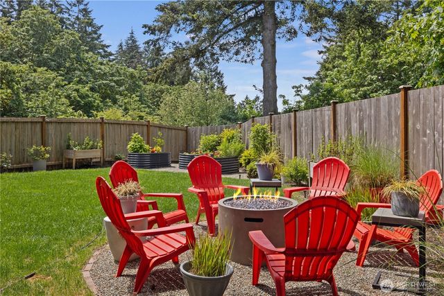 26911 101st Court SE, Kent, WA 98030