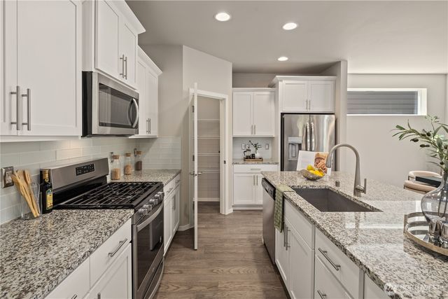 26911 101st Court SE, Kent, WA 98030