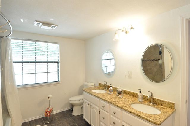 9902 Talleyran DR, Austin, TX 78750