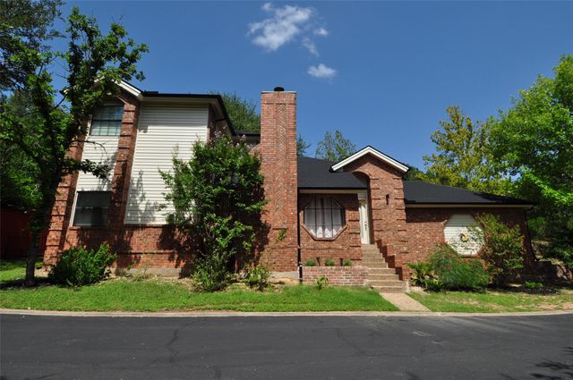 9902 Talleyran DR, Austin, TX 78750