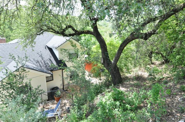 9902 Talleyran DR, Austin, TX 78750