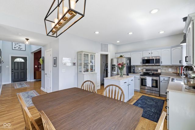 11025 Cool Winds Way, Fishers, IN 46037
