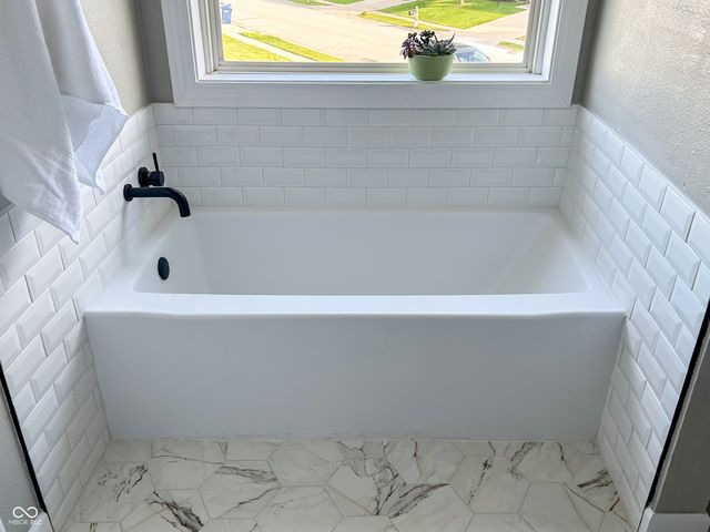 11025 Cool Winds Way, Fishers, IN 46037