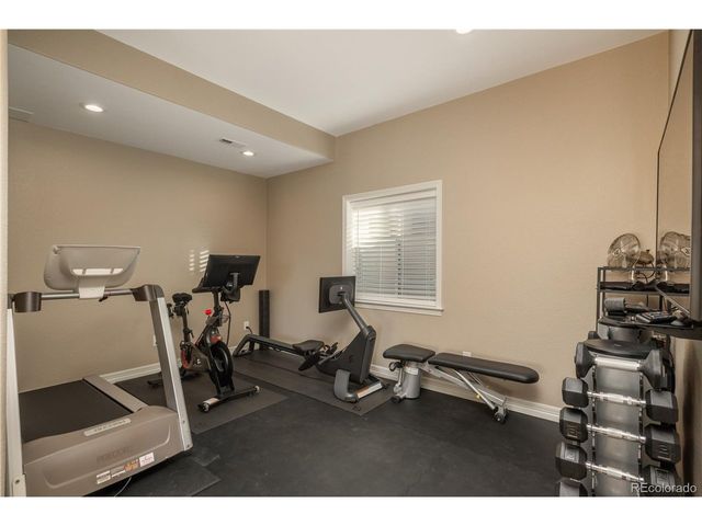 10715 Manorstone Dr, Highlands Ranch, CO 80126