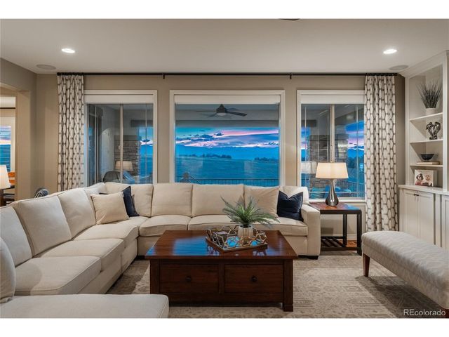 10715 Manorstone Dr, Highlands Ranch, CO 80126