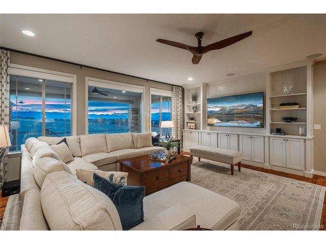 10715 Manorstone Dr, Highlands Ranch, CO 80126