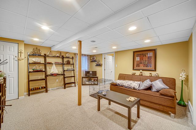 1424 DERBY Lane, Mundelein, IL 60060