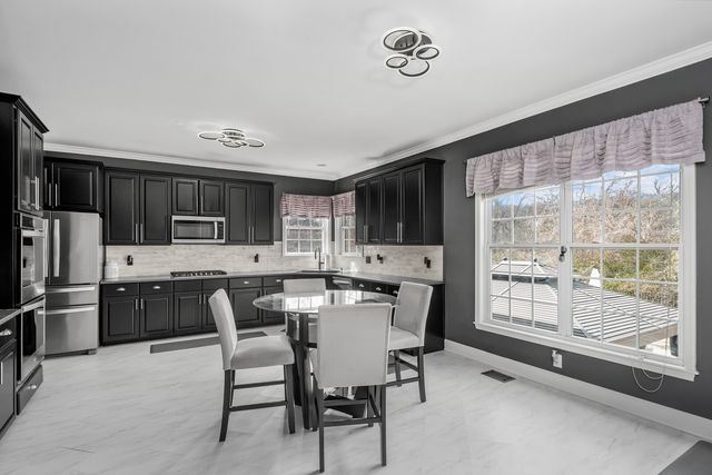 1811 Grey Pointe Dr, Brentwood, TN 37027