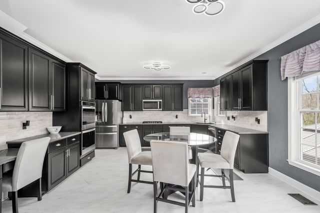 1811 Grey Pointe Dr, Brentwood, TN 37027