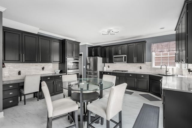 1811 Grey Pointe Dr, Brentwood, TN 37027