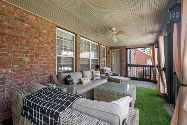 1811 Grey Pointe Dr, Brentwood, TN 37027