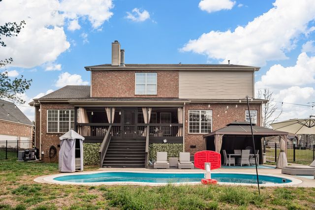 1811 Grey Pointe Dr, Brentwood, TN 37027