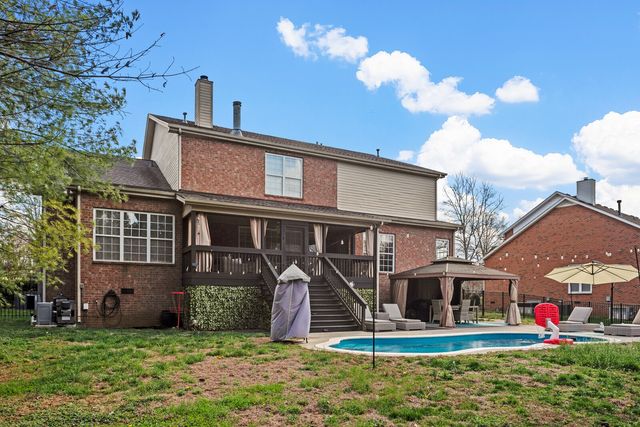 1811 Grey Pointe Dr, Brentwood, TN 37027