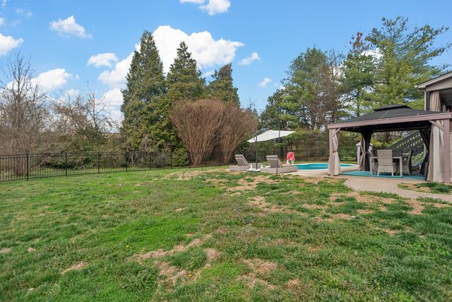 1811 Grey Pointe Dr, Brentwood, TN 37027