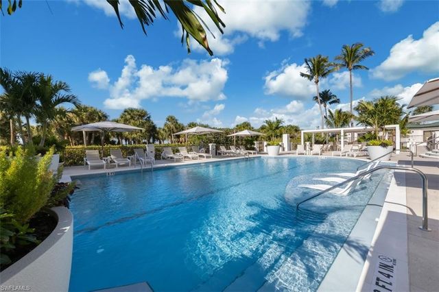 8171 Bay Colony DR # 1902, Naples, FL 34108