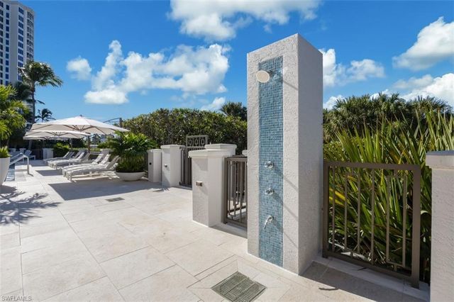 8171 Bay Colony DR # 1902, Naples, FL 34108