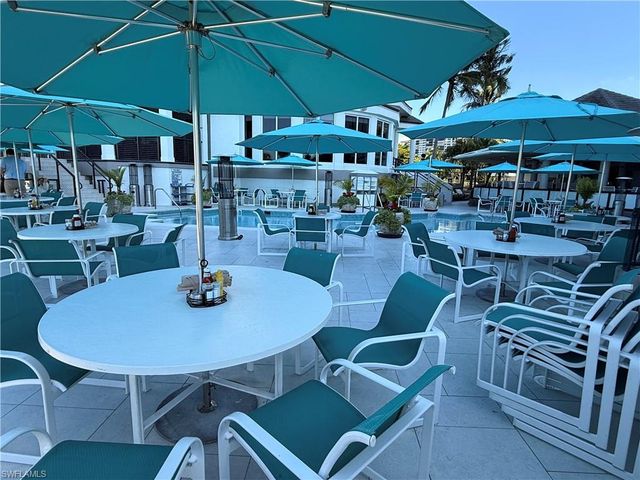 8171 Bay Colony DR # 1902, Naples, FL 34108