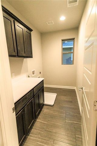 6814 E Riverside DR 114, Austin, TX 78741