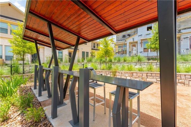 6814 E Riverside DR 114, Austin, TX 78741