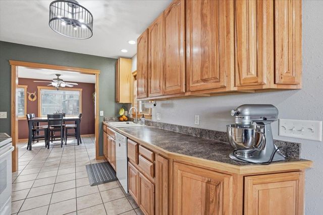 204 Hotel Street, Brooklyn, WI 53521