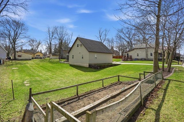 204 Hotel Street, Brooklyn, WI 53521