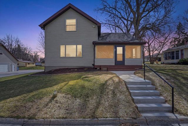 204 Hotel Street, Brooklyn, WI 53521