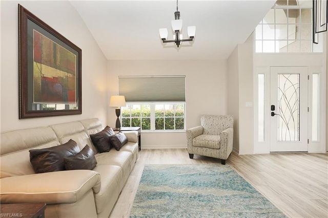 9227 Independence WAY, Fort Myers, FL 33913