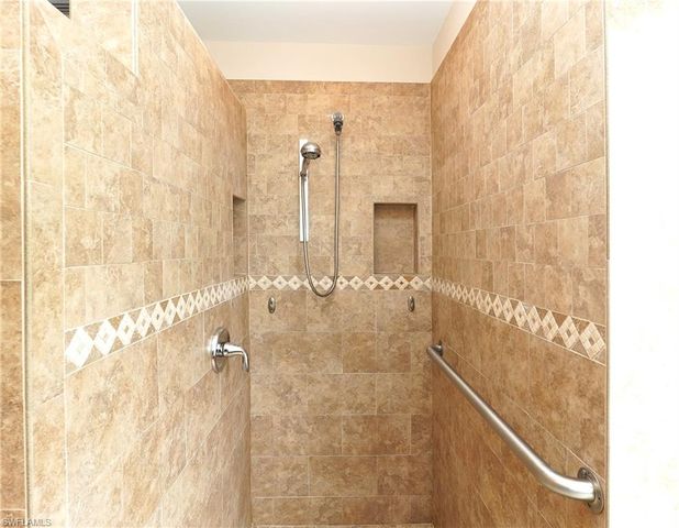 9227 Independence WAY, Fort Myers, FL 33913