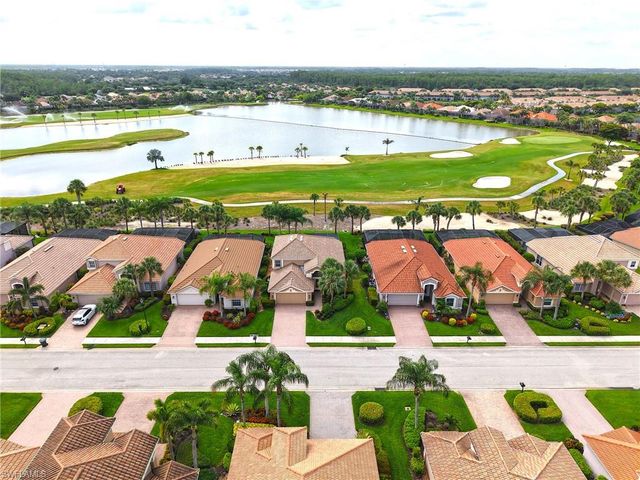 9227 Independence WAY, Fort Myers, FL 33913