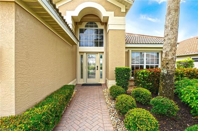 9227 Independence WAY, Fort Myers, FL 33913