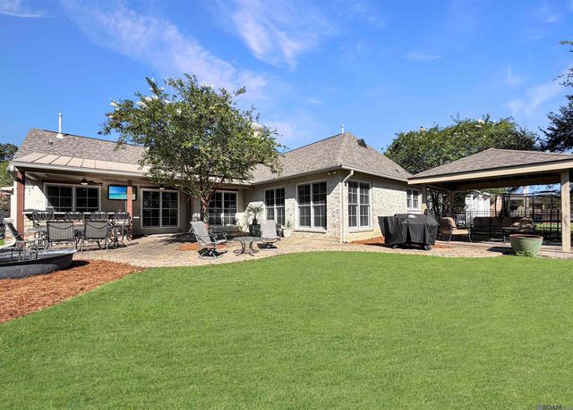 9239 Greystone Dr, Denham Springs, LA 70726