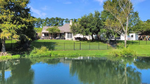 9239 Greystone Dr, Denham Springs, LA 70726
