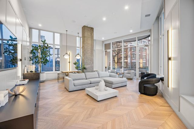 2918 41st Ave Apt 14B, New York City, NY 11101