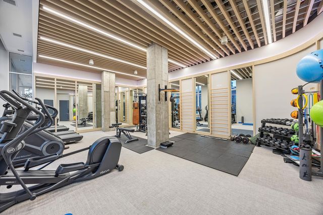 2918 41st Ave Apt 14B, New York City, NY 11101