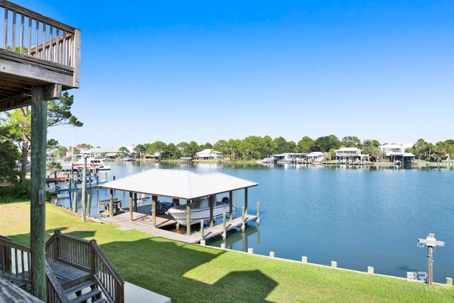 310 Cavalier Circle, Dauphin Island, AL 36590