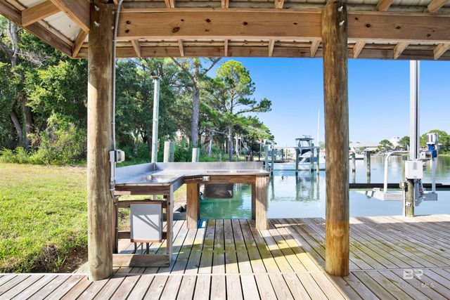 310 Cavalier Circle, Dauphin Island, AL 36590