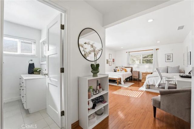 713 E Sycamore, Orange, CA 92866