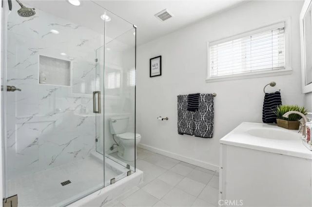 713 E Sycamore, Orange, CA 92866